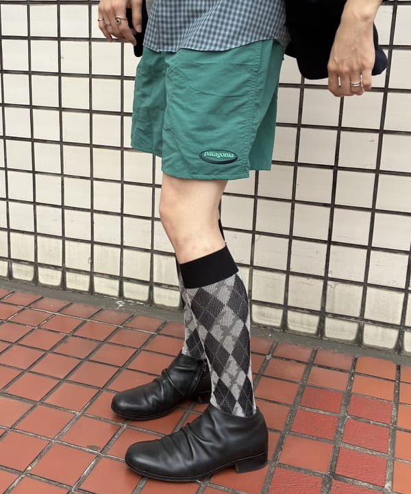 久保田 耀さんの「maturely / ティーダブワン ボタン ウェーブ ベスト」を使ったコーディネート