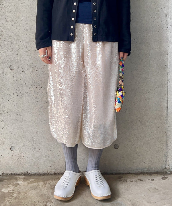 ナツハさんの「BEAMS WOMEN｜maturely / スパンコール ハーフ パンツ」を使ったコーディネート