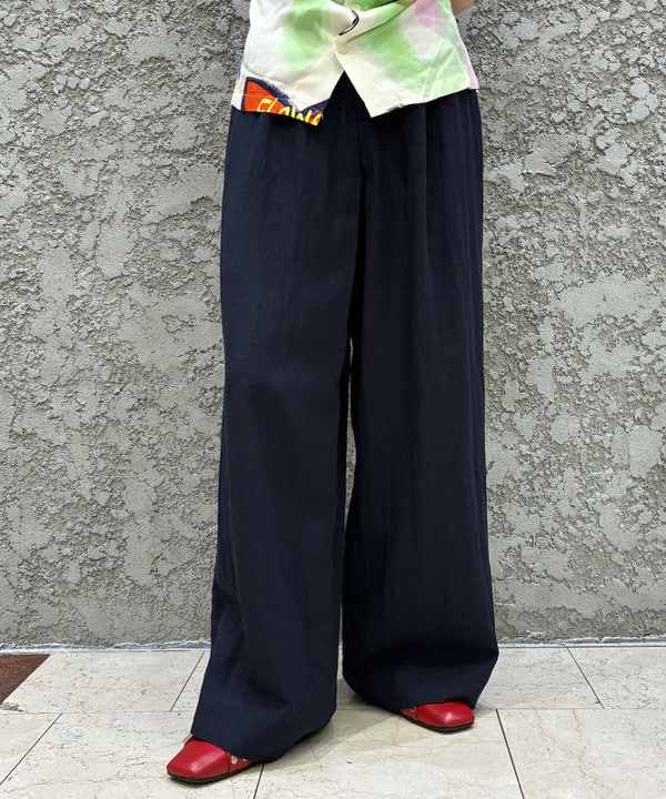 ササキさんの「BEAMS WOMEN｜ワイド ストレート 2タック パンツ」を使ったコーディネート