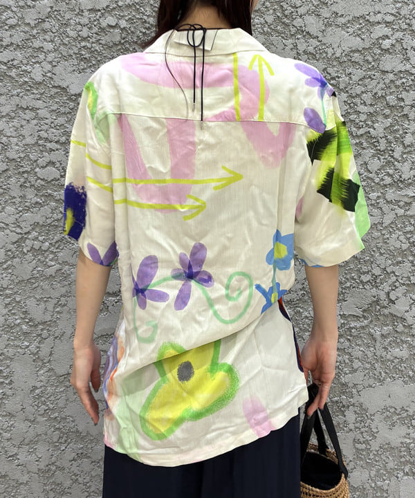 ササキさんの「BEAMS WOMEN｜ワイド ストレート 2タック パンツ」を使ったコーディネート