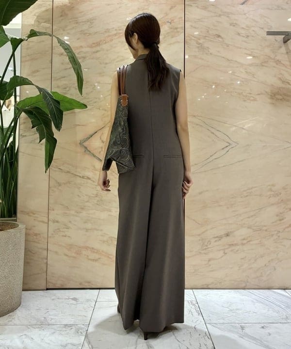 茂野 真楓さんの「BEAMS WOMEN｜A VACATION / ROAM PAISLEY トートバッグ」を使ったコーディネート