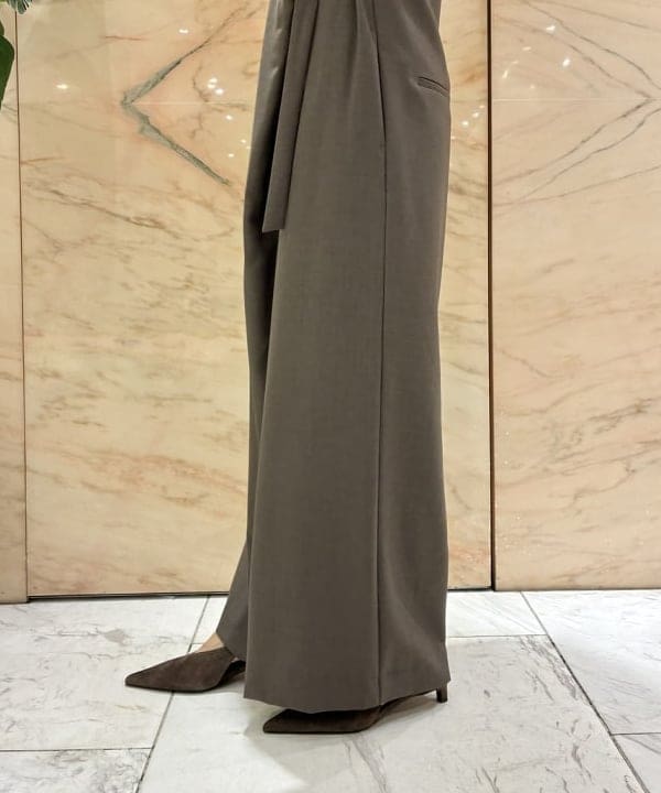 茂野 真楓さんの「BEAMS WOMEN｜A VACATION / ROAM PAISLEY トートバッグ」を使ったコーディネート