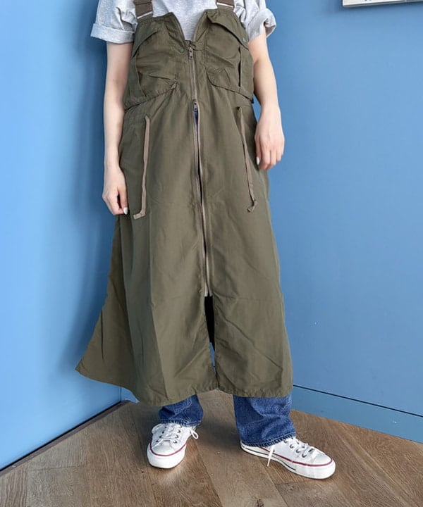 おのすさんの「BEAMS WOMEN｜ナイロン フィッシング ベスト アレンジ ワンピース」を使ったコーディネート