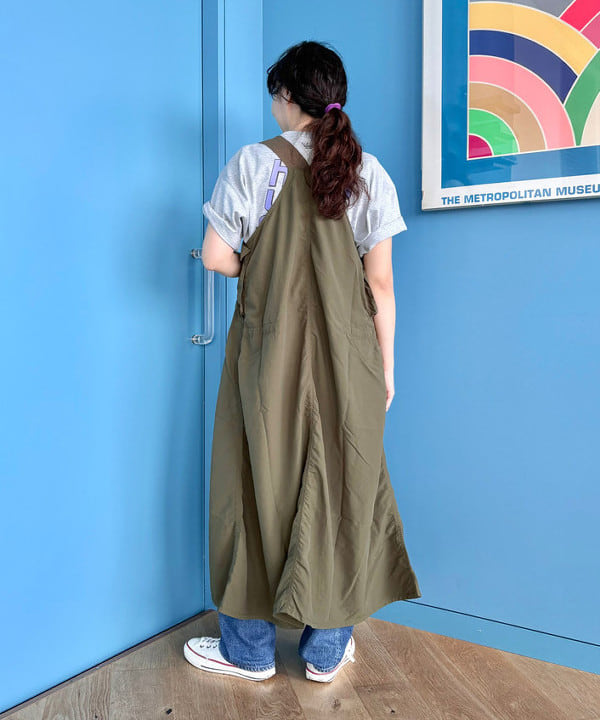 おのすさんの「BEAMS WOMEN｜ナイロン フィッシング ベスト アレンジ ワンピース」を使ったコーディネート
