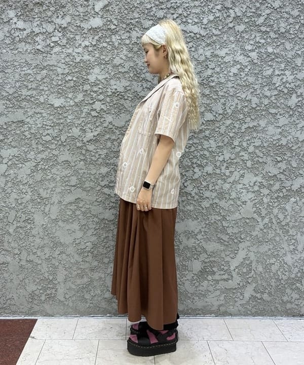 マツモト アカネさんの「BEAMS WOMEN｜タック フレアー キャミソール ワンピース」を使ったコーディネート