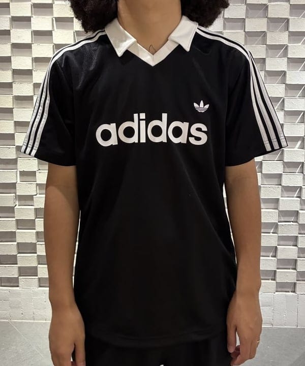 松本 悠平さんの「BEAMS WOMEN｜adidas / アーカイブカラーエンジニアードジャージ」を使ったコーディネート