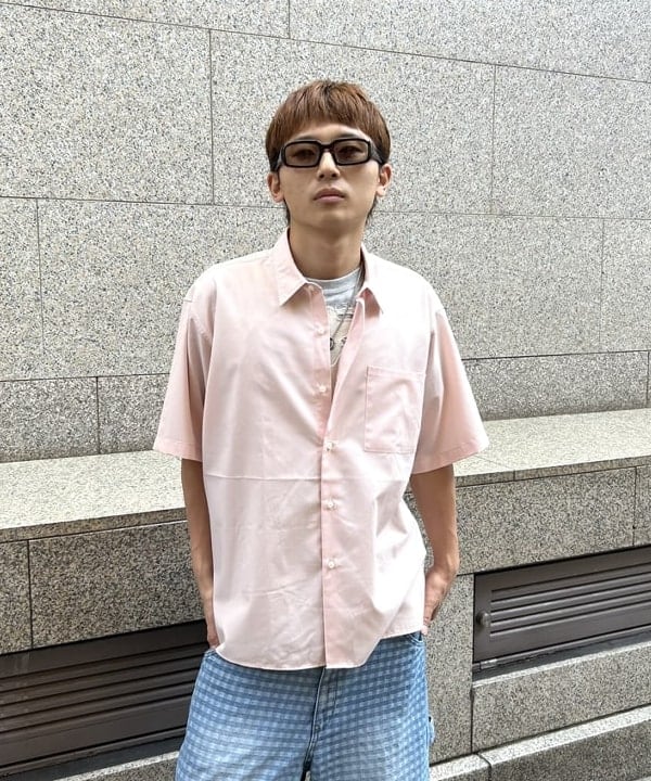 照田 拓史さんの「BEAMS WOMEN｜ソリッド TR ハーフスリーブ シャツ」を使ったコーディネート