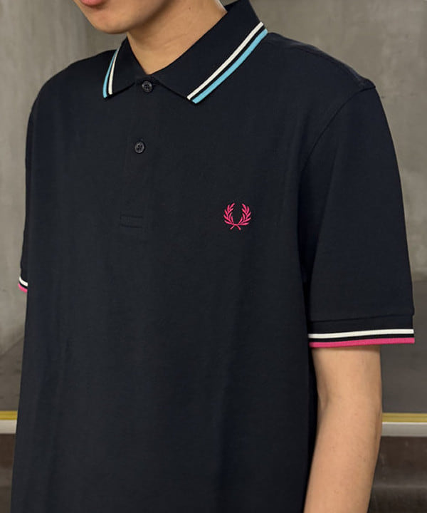 Yutoさんの「BEAMS WOMEN｜BEAMS｜【別注】FRED PERRY / M3600 Tipped Polo Shirt｜ポロシャツ｜コットン100％ 鹿の子｜配色 」を使ったコーディネート