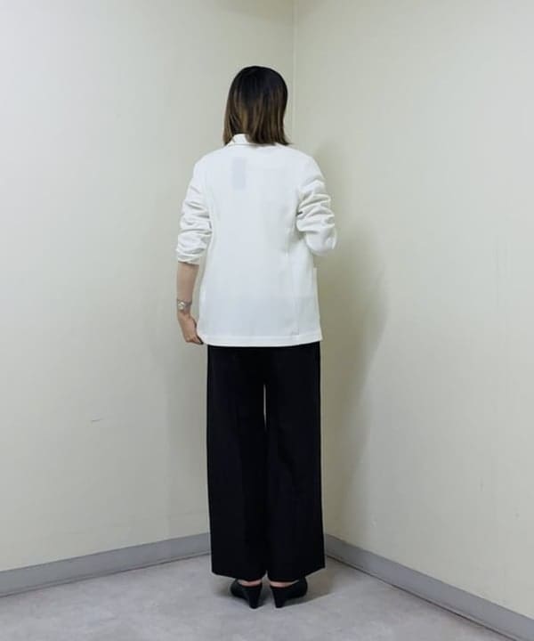 岩沢 珠代さんの「BEAMS WOMEN｜アシンメトリー ドレープ プルオーバー」を使ったコーディネート