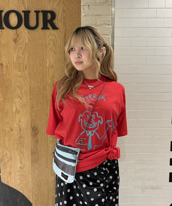 桃羽さんの「BEAMS WOMEN｜ドット サテン フリル スカート」を使ったコーディネート