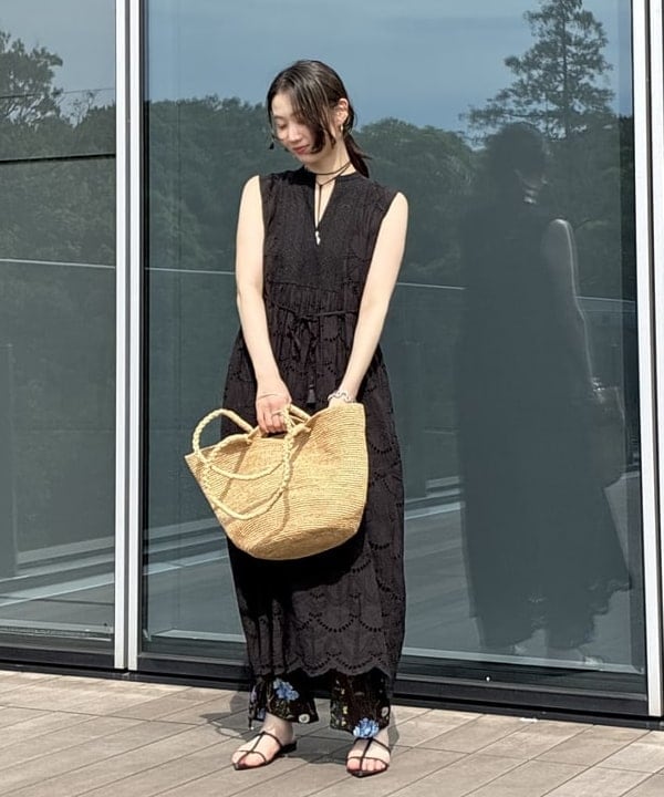 隈元 楓さんの「BEAMS WOMEN｜ne Quittez pas / ボイル ドット ワンピース」を使ったコーディネート