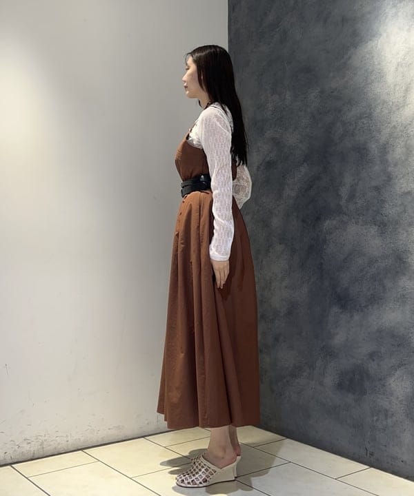 ハルカさんの「BEAMS WOMEN｜タック フレアー キャミソール ワンピース」を使ったコーディネート