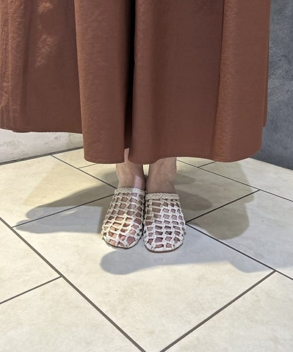 ハルカさんの「BEAMS WOMEN｜タック フレアー キャミソール ワンピース」を使ったコーディネート