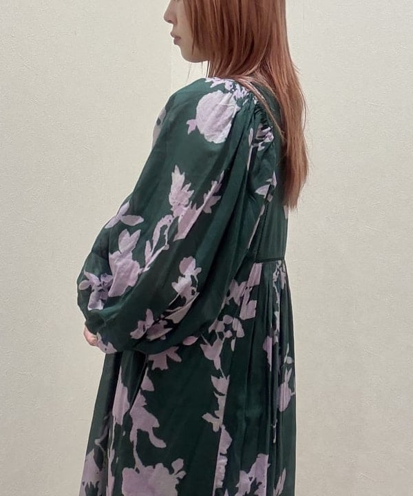 篠崎 香月さんの「BEAMS WOMEN｜Dicesare Designs / Kabocha傘」を使ったコーディネート