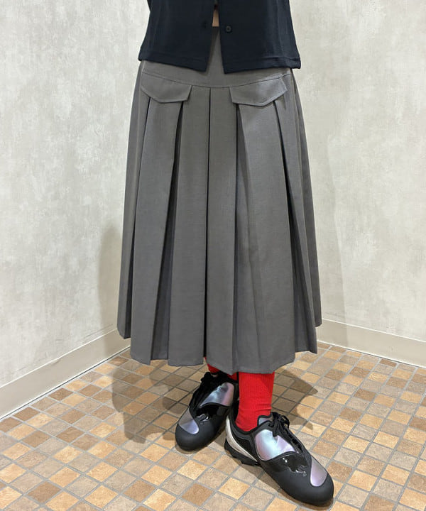 須賀さんの「BEAMS WOMEN｜【別注】FRED PERRY / ロングスリーブ ボタン ポロシャツ」を使ったコーディネート