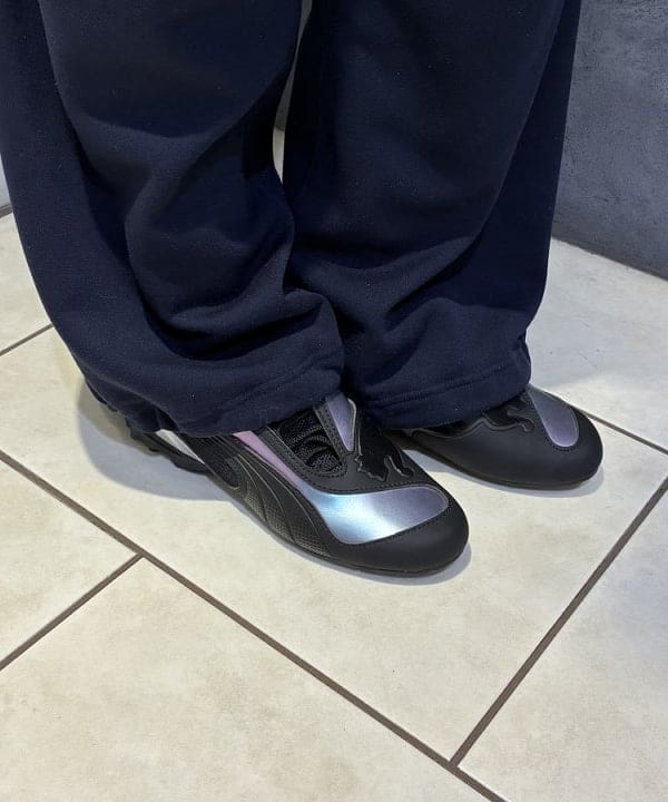 Hazukiさんの「BEAMS WOMEN｜PUMA / 1976 マイクロ グリップ バッグ」を使ったコーディネート
