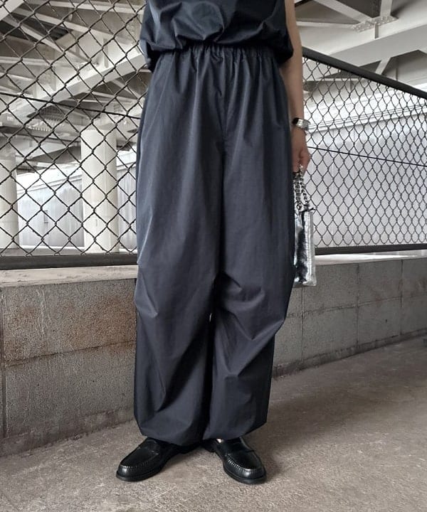 Kanaeさんの「BEAMS WOMEN｜バルーン タフタ ブラウス」を使ったコーディネート