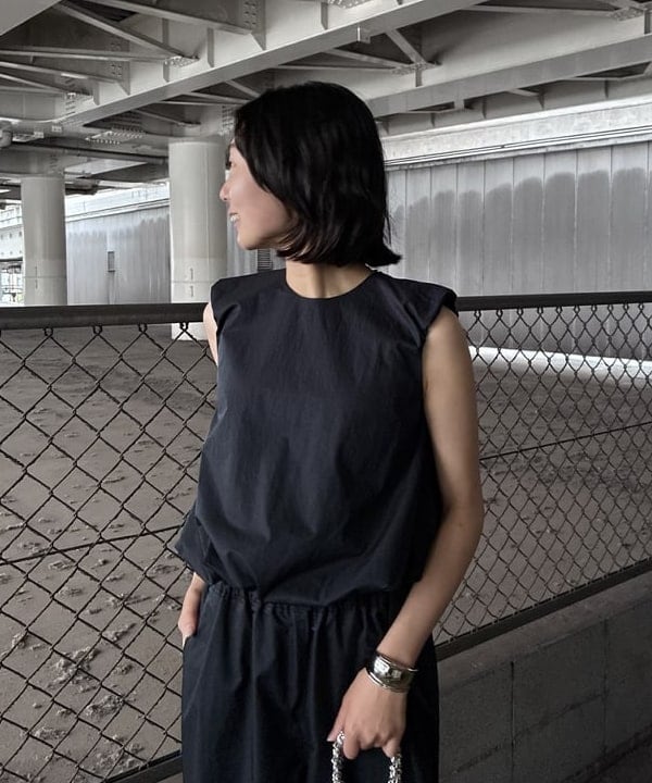 Kanaeさんの「BEAMS WOMEN｜バルーン タフタ ブラウス」を使ったコーディネート