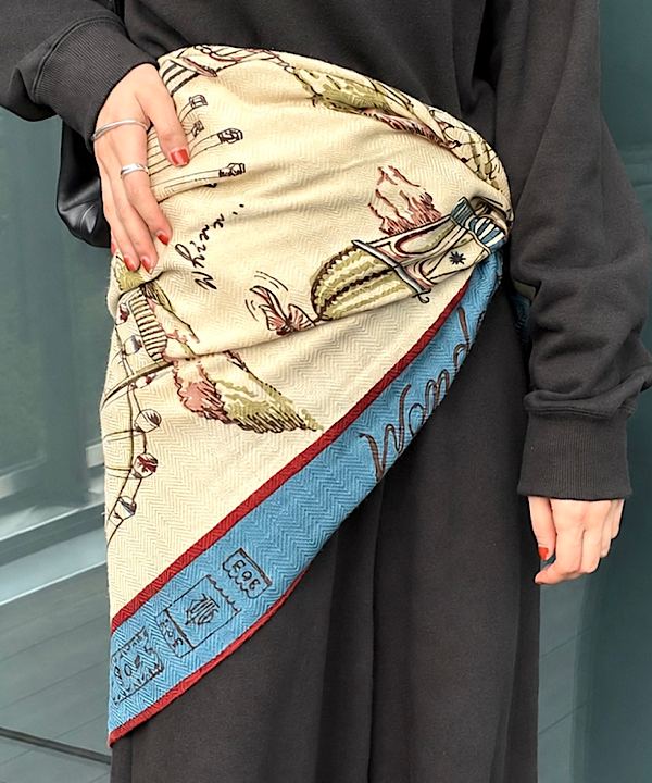 shibataさんの「BEAMS WOMEN｜【別注】SLOANE / 裏毛 ショート丈 ロングスリーブ スウェット」を使ったコーディネート