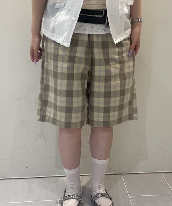 rinnaさんの「BEAMS WOMEN｜フラワー サーマル ノースリーブ」を使ったコーディネート