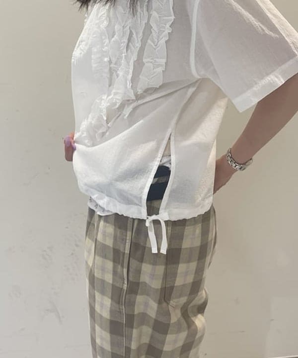 rinnaさんの「BEAMS WOMEN｜フラワー サーマル ノースリーブ」を使ったコーディネート