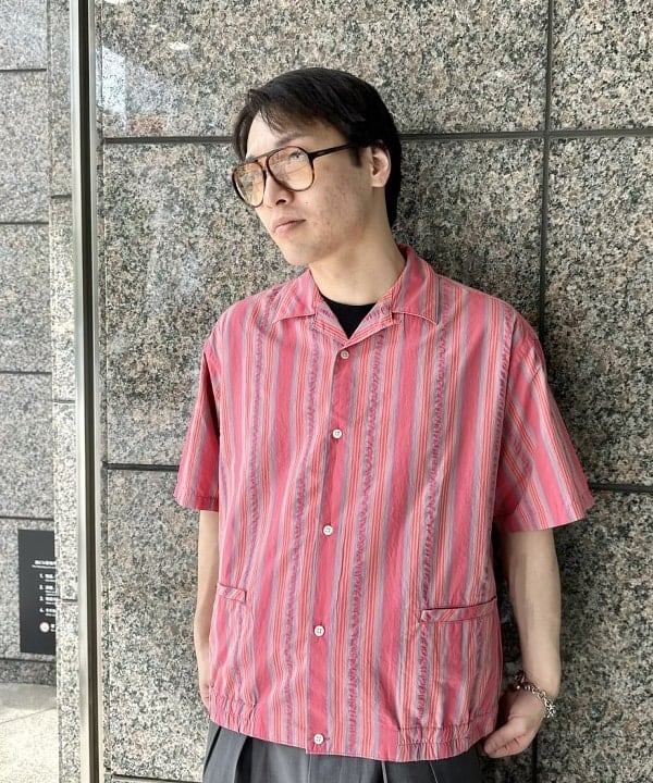 吉田 洸輝さんの「BEAMS WOMEN｜ワイドストレート 2プリーツ  スラックス」を使ったコーディネート