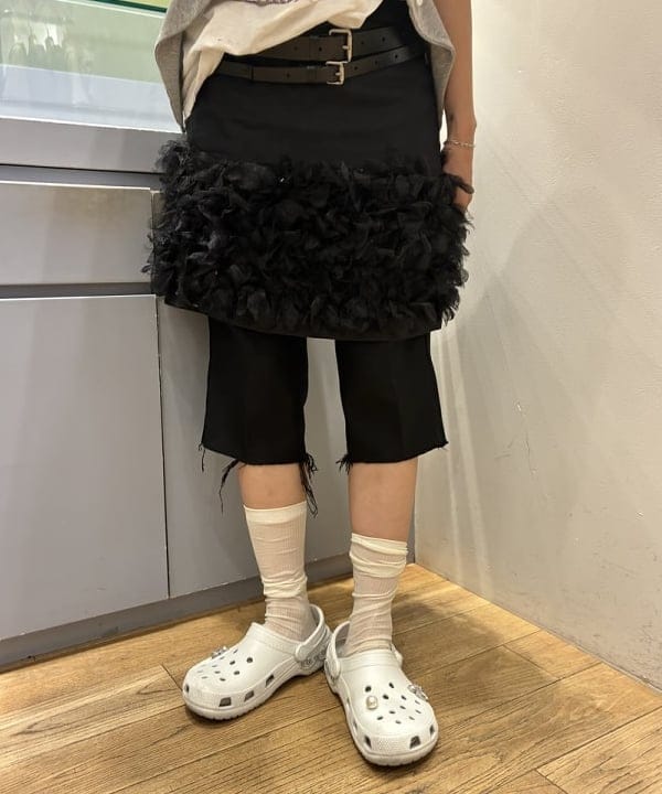 れいなさんの「BEAMS WOMEN｜リブ フロントギャザー フレンチスリーブ」を使ったコーディネート