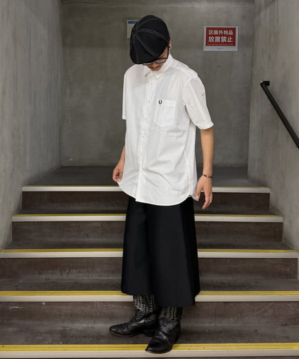 三宅 雄平さんの「BEAMS WOMEN｜BEAMS｜【別注】FRED PERRY / Broad Short Sleeve Shirts｜半袖｜ブロード生地 上品｜別注 」を使ったコーディネート