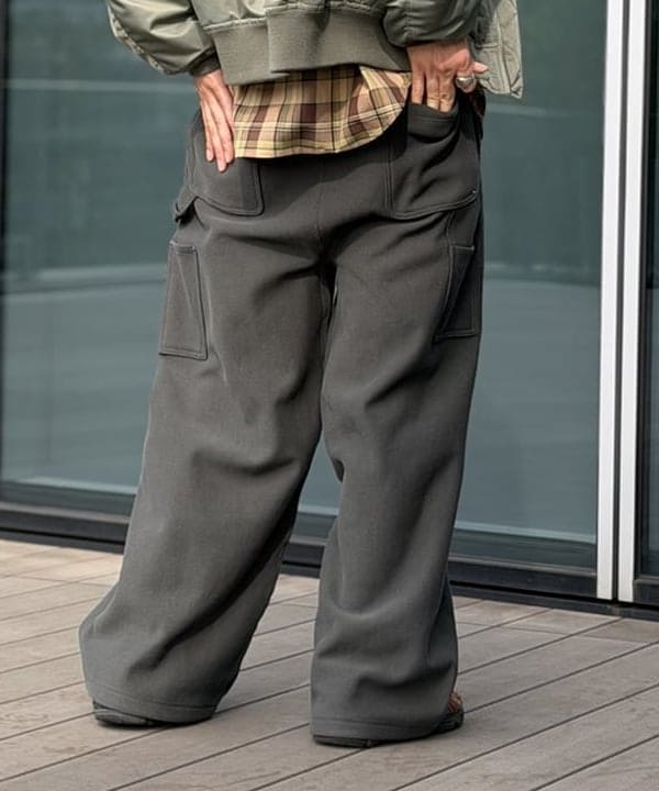 BAKU(東江 漠)さんの「BEAMS WOMEN｜リラックスフィット THERMOLITE(R) MA-1 （撥水）」を使ったコーディネート