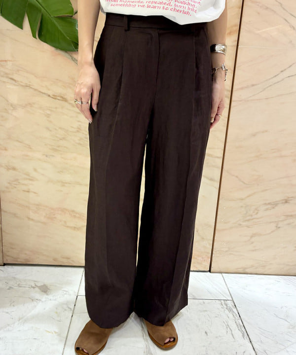 AONO SHIKAMAさんの「BEAMS WOMEN｜シンプル リネン ワイドパンツ .M」を使ったコーディネート