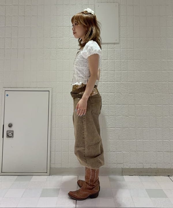 まゆちゃんさんの「BEAMS WOMEN｜レース パフスリーブ ビスチェ」を使ったコーディネート