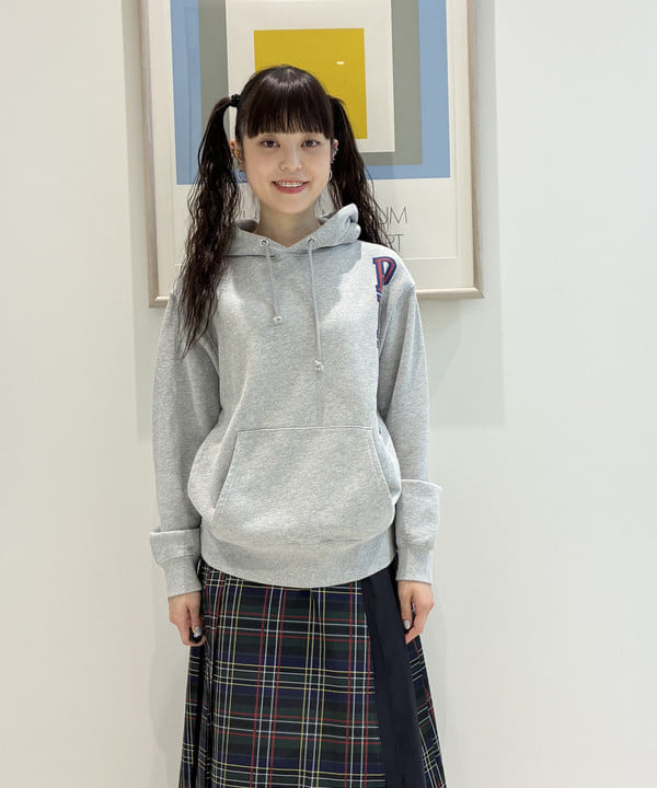 りかちょび/岸本梨佳さんの「【別注】L.L.Bean / Deep Bottom Leather Handle Zip Tote Mini」を使ったコーディネート