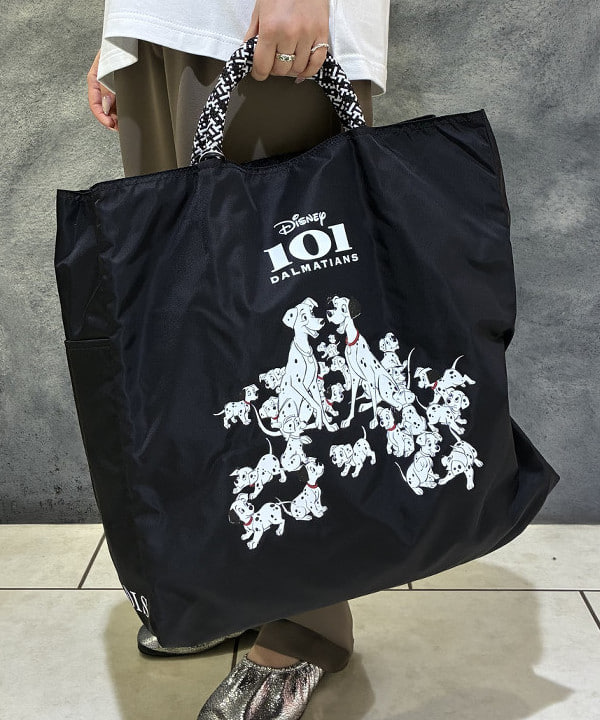 菜月さんの「BEAMS WOMEN｜【別注】NOMADIS / for Dog Lovers Tシャツ」を使ったコーディネート