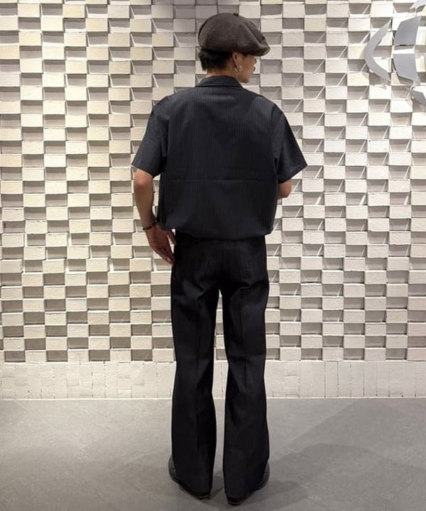 三宅 雄平さんの「BEAMS WOMEN｜TW ハーフジップ シャツ【ワイドフィット】」を使ったコーディネート