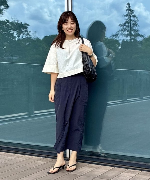 住吉　明佳さんの「BEAMS WOMEN｜エディター東原妙子 &times; Demi-Luxe BEAMS / ライトウェイト スカート」を使ったコーディネート