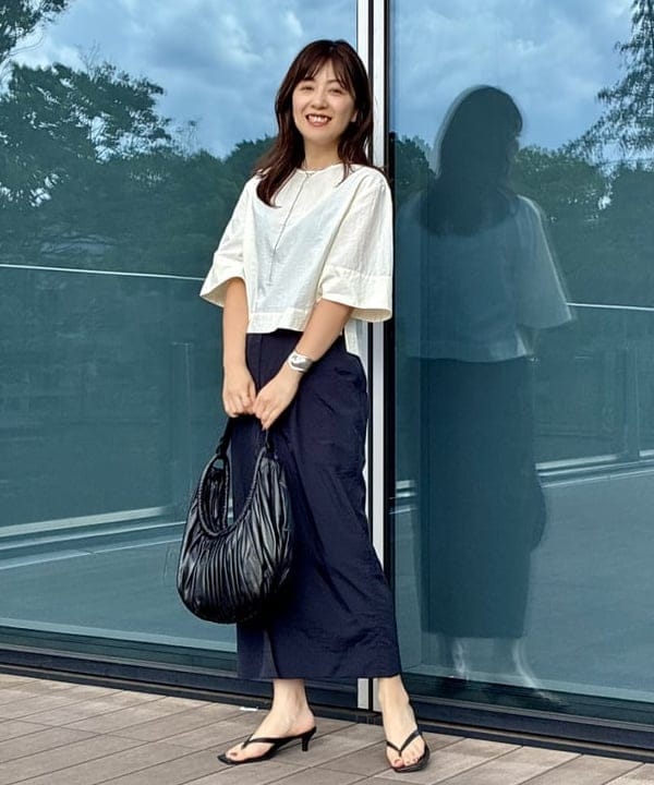 住吉　明佳さんの「BEAMS WOMEN｜エディター東原妙子 &times; Demi-Luxe BEAMS / ライトウェイト スカート」を使ったコーディネート