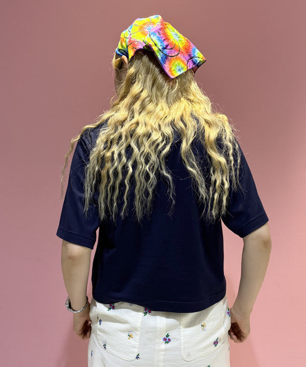マツモト アカネさんの「BEAMS WOMEN｜フラワー プリント イージー パンツ」を使ったコーディネート