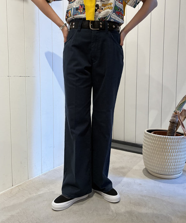 ミナミマリコさんの「BEAMS WOMEN｜14ゲージ クルーネック カーディガン」を使ったコーディネート