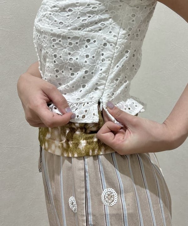 あさひさんの「BEAMS WOMEN｜OOFOS / OOmega【サンダル 厚底 夏 ビーチ 旅行 ビーチサンダル OOmega】」を使ったコーディネート