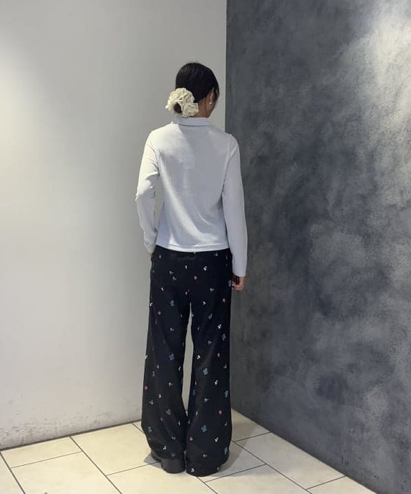 SAEさんの「BEAMS WOMEN｜【別注】FRED PERRY / ロングスリーブ ボタン ポロシャツ」を使ったコーディネート