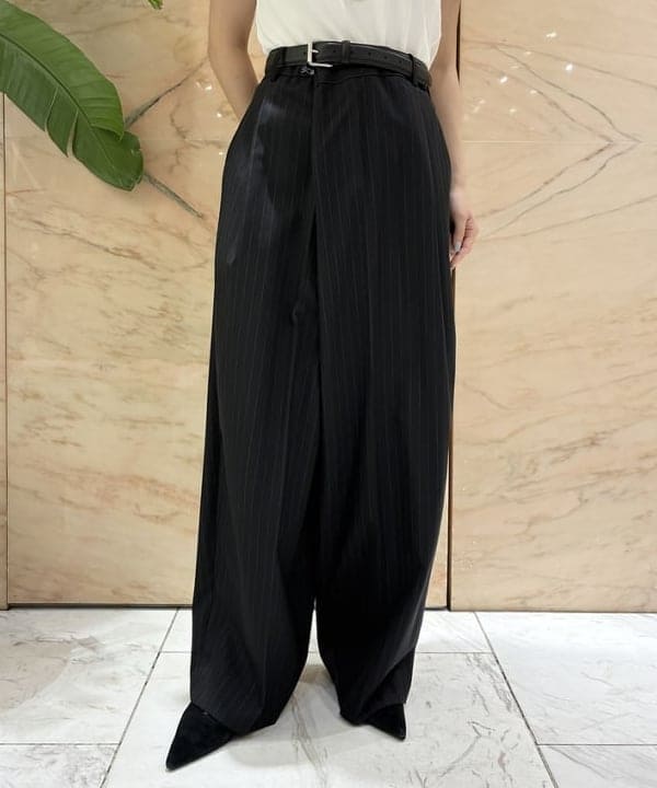 坂本 涼花さんの「BEAMS WOMEN｜【別注】TONY BIANCO / CLICHE シューズ」を使ったコーディネート