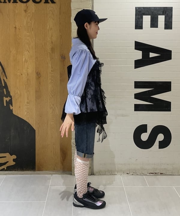 rinnaさんの「BEAMS WOMEN｜レース ラッフル ロング ジレ」を使ったコーディネート