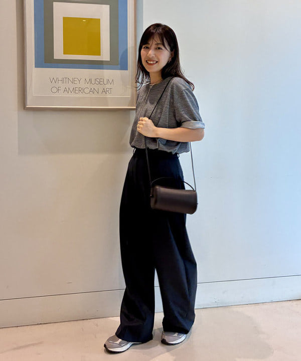 住吉　明佳さんの「BEAMS WOMEN｜【別注】スタイリスト佐藤佳菜子 &times; SLOANE / ウール混 クルーネック  Tシャツ」を使ったコーディネート