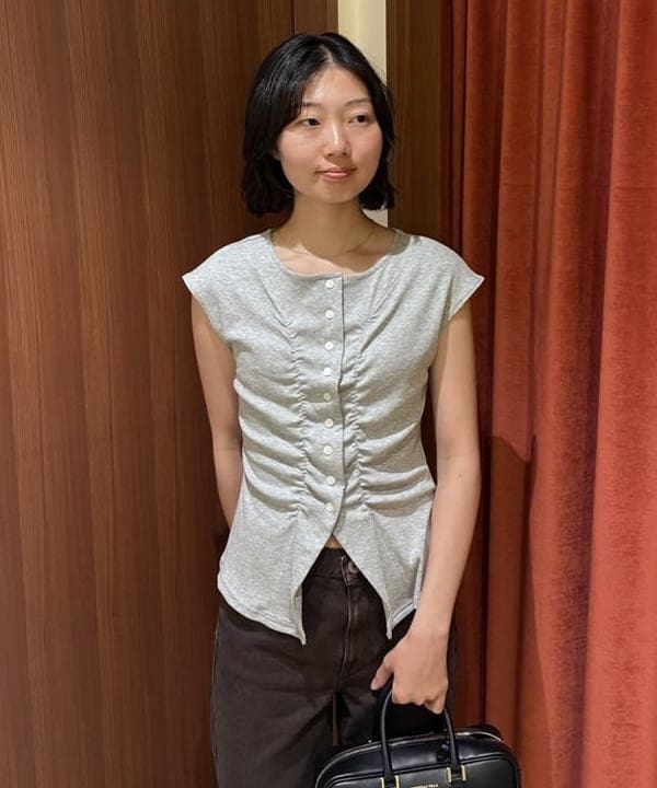 Kanaeさんの「BEAMS WOMEN｜CHRISTIAN VILLA / ワイド スクエア ボストン バッグ」を使ったコーディネート