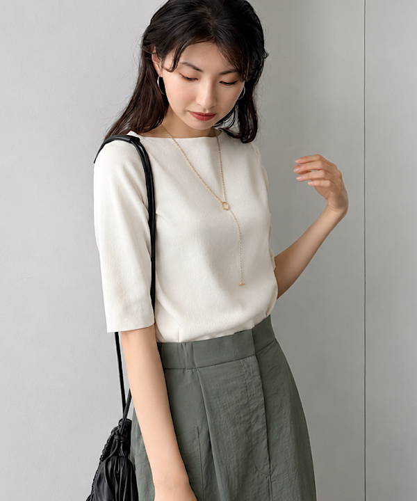 shibataさんの「BEAMS WOMEN｜シンプル ボートネック ニット .M」を使ったコーディネート