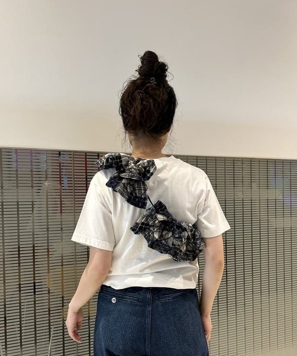 清水 彩乃さんの「BEAMS WOMEN｜８粒 パール クリップ」を使ったコーディネート