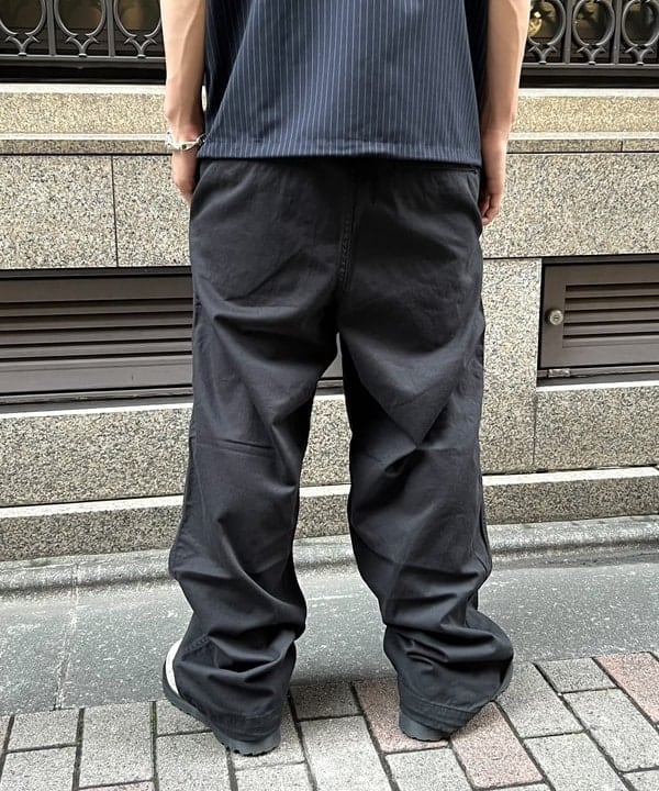 照田 拓史さんの「BEAMS WOMEN｜TW ハーフジップ シャツ【ワイドフィット】」を使ったコーディネート
