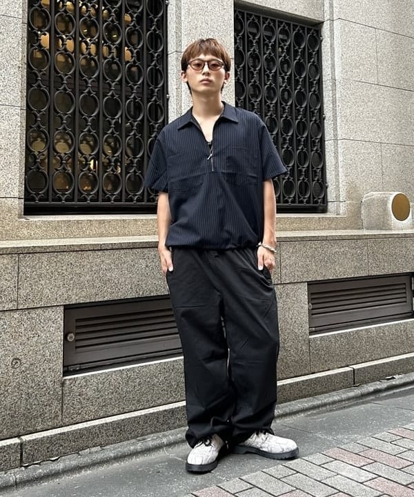 照田 拓史さんの「BEAMS WOMEN｜TW ハーフジップ シャツ【ワイドフィット】」を使ったコーディネート