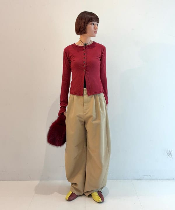 Hazukiさんの「BEAMS WOMEN｜2タック カーブ バレル チノパンツ」を使ったコーディネート