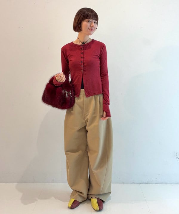 Hazukiさんの「BEAMS WOMEN｜2タック カーブ バレル チノパンツ」を使ったコーディネート
